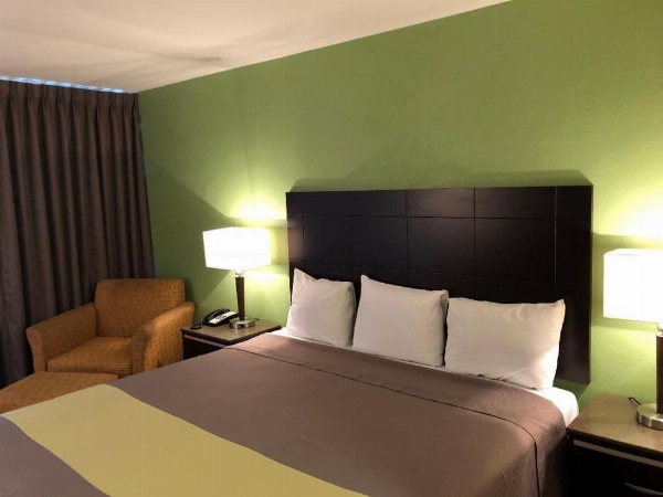 Inn Of Long Beach image 17